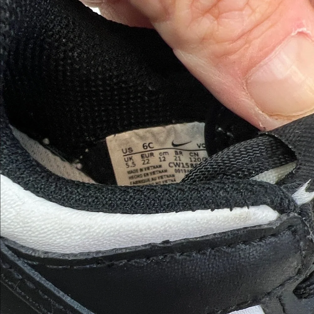 Nike classic sneakers